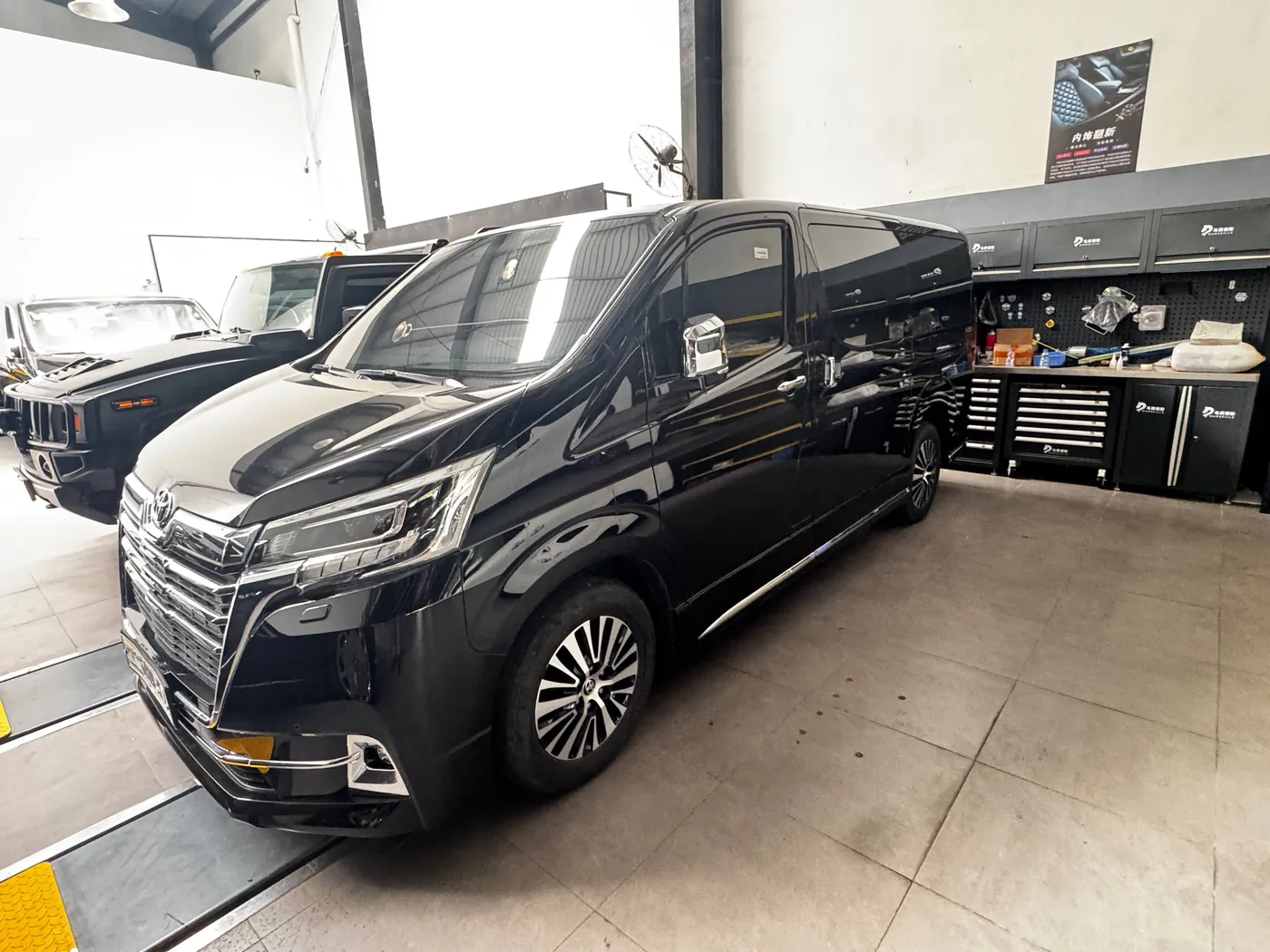 2024 Toyota Granvia