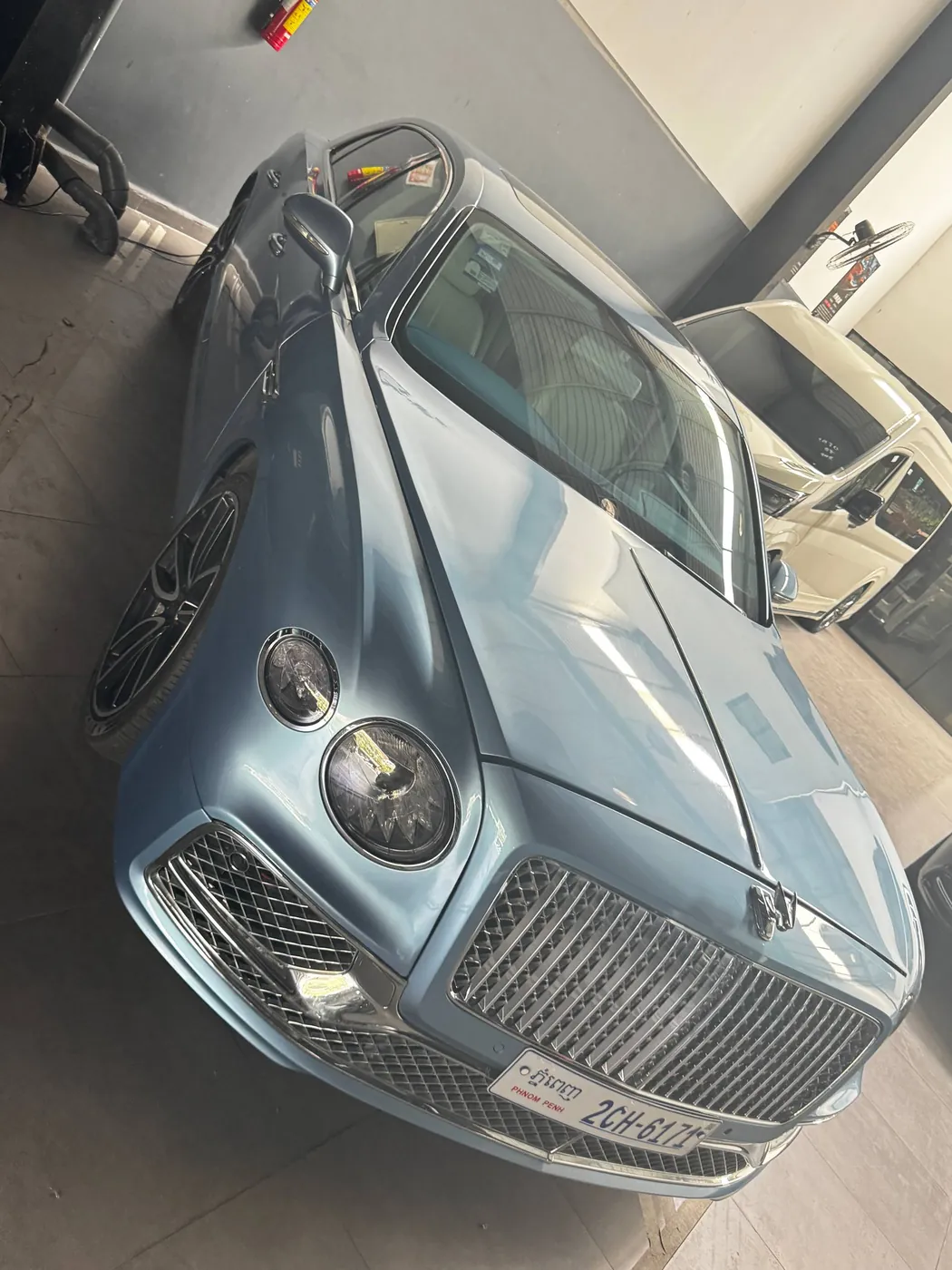 2015 Bentley 具体型号待核