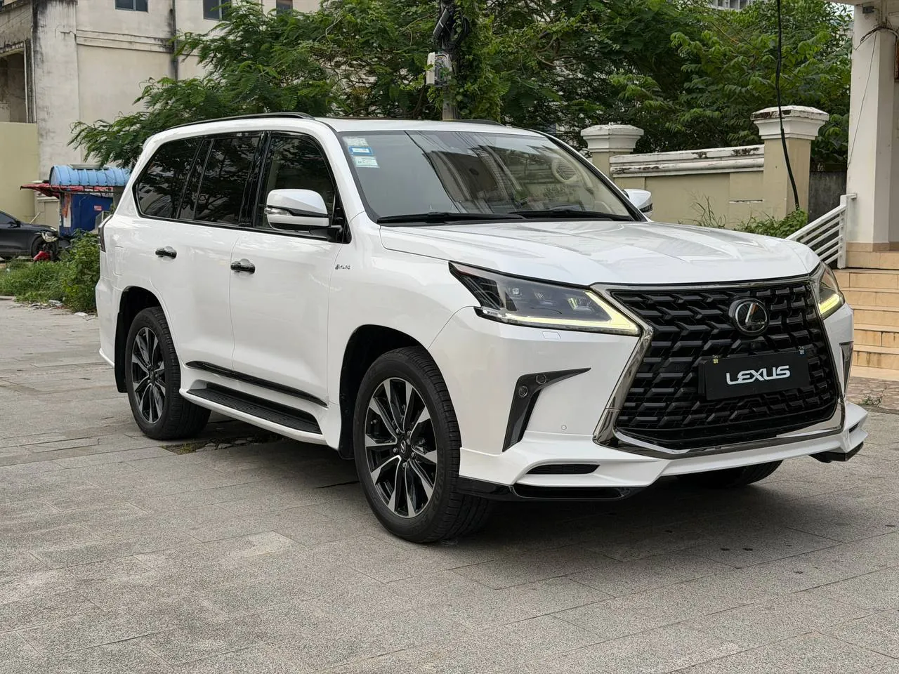 2021 Lexus LX570
