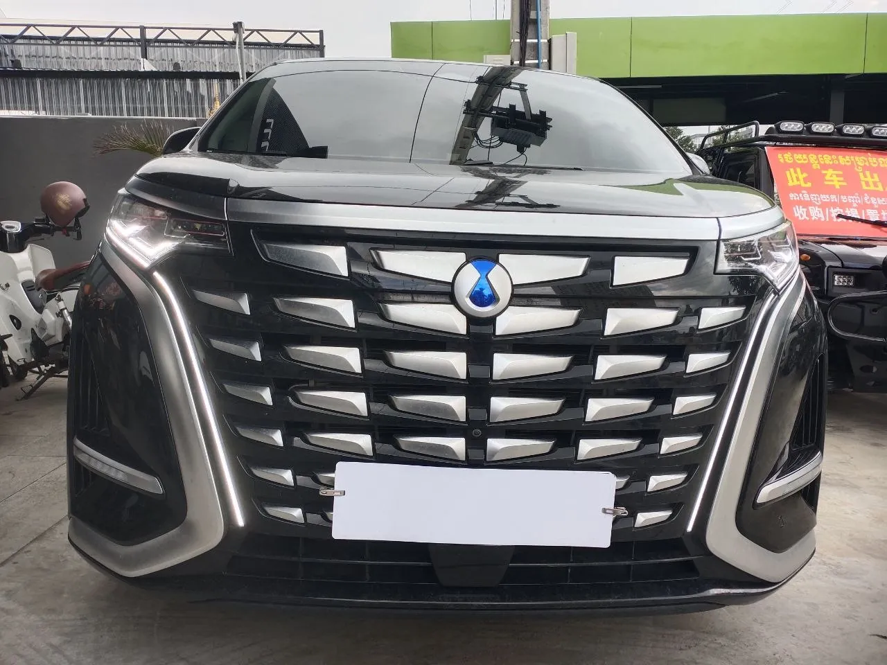 2024 Denza D9 四驱