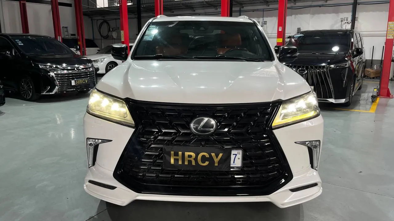 2016 Lexus LX570
