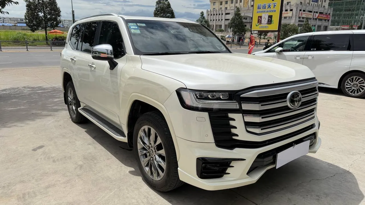 2022 Toyota Land Cruiser